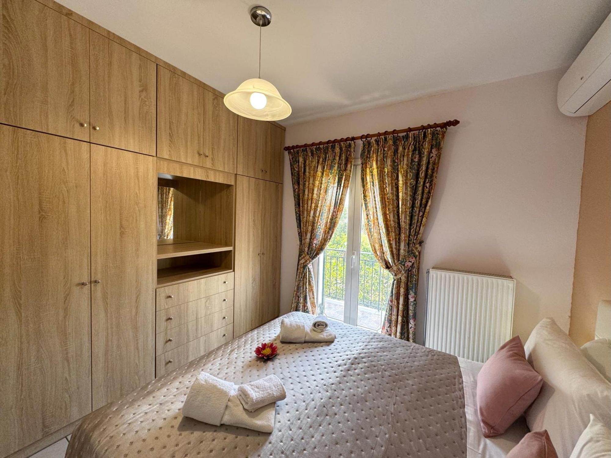 Apartament Apidalos Naus *