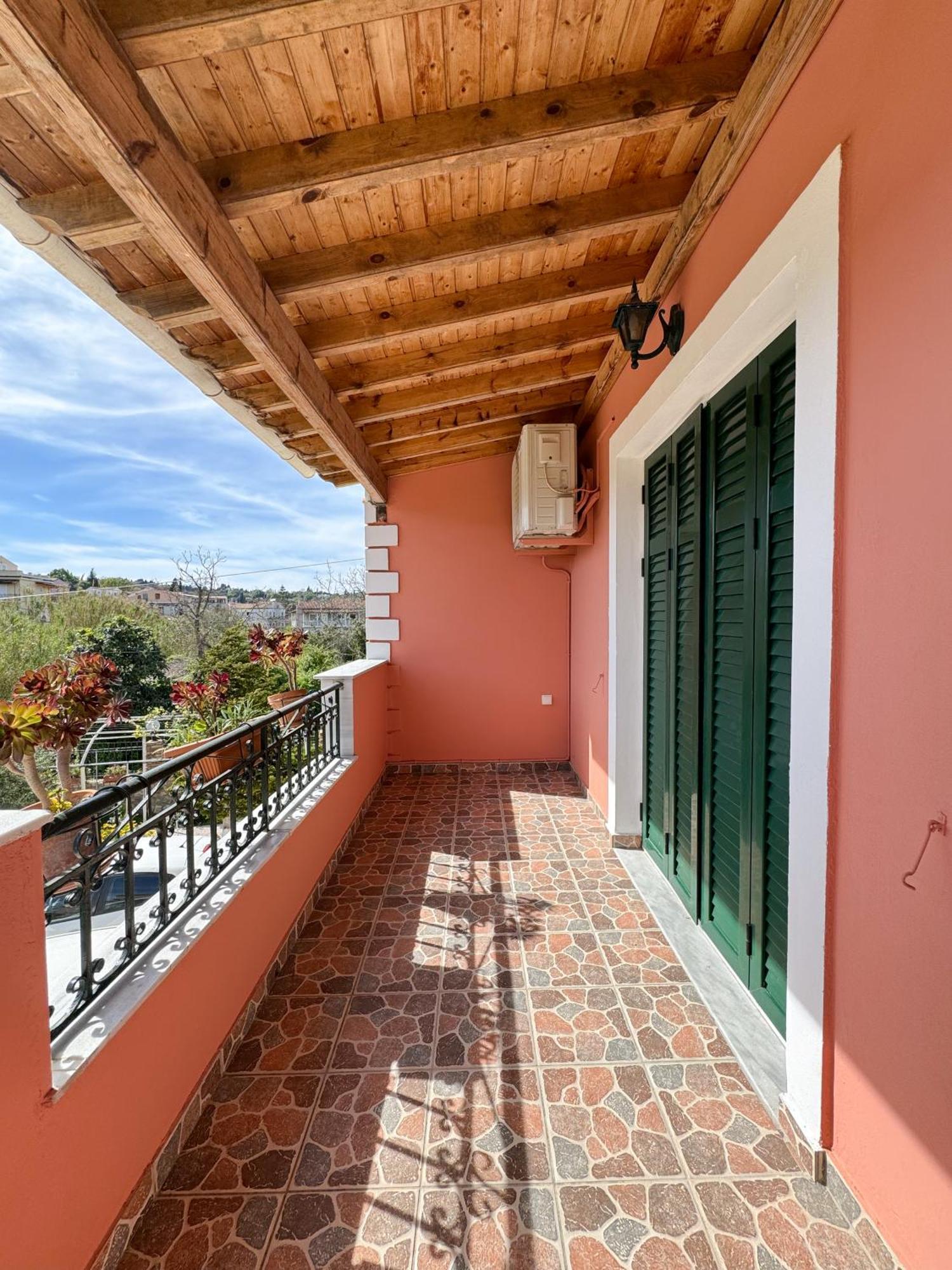 Apartament Apidalos Naus *